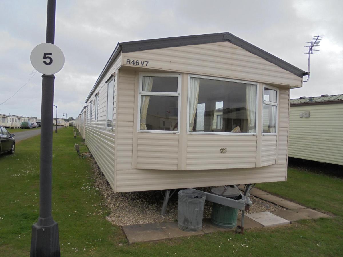 Coral : The Richmond:- 6 Berth, Blow Heated Ingoldmells
