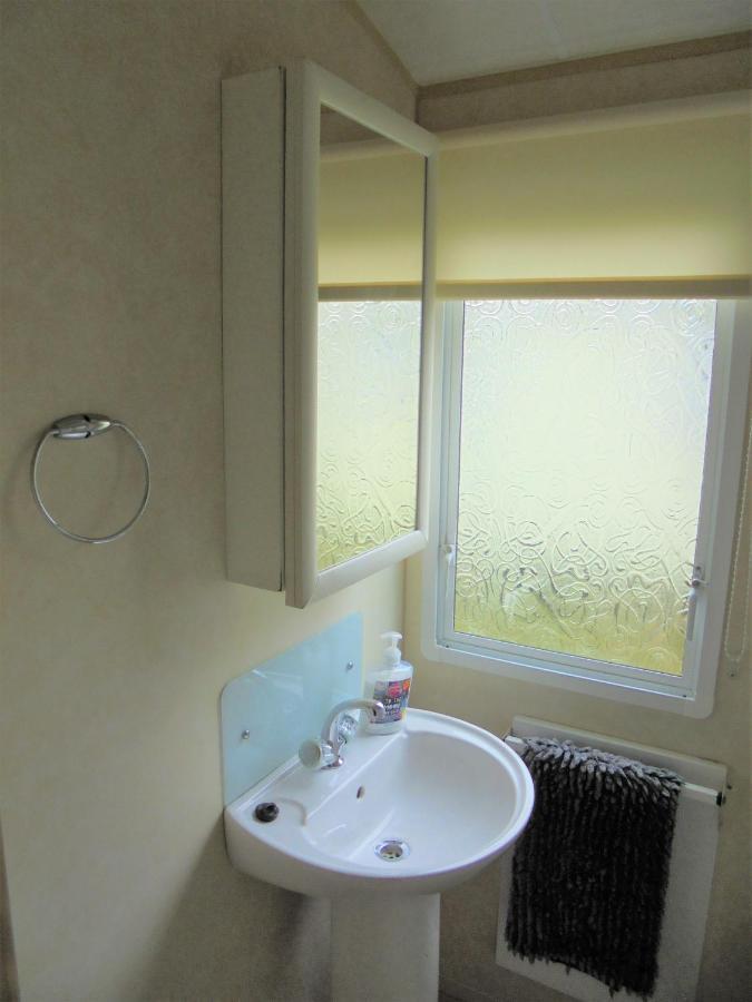 Coral : The Richmond:- 6 Berth, Blow Heated Ingoldmells