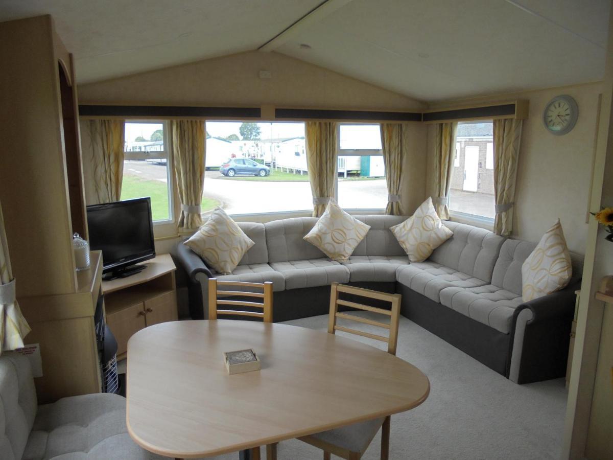 Coral : The Richmond:- 6 Berth, Blow Heated Apartment