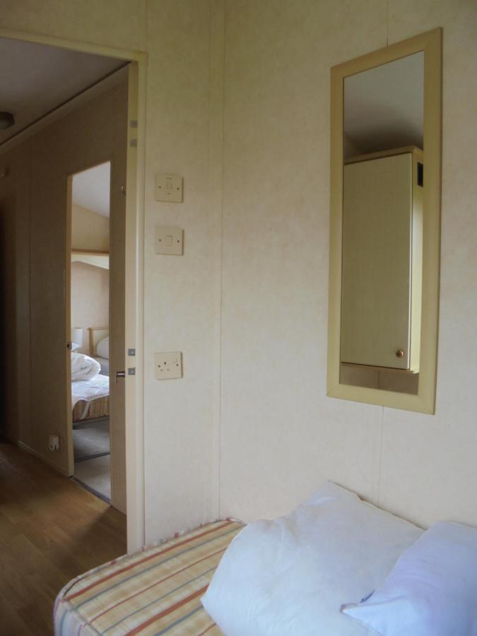 Coral : The Richmond:- 6 Berth, Blow Heated Apartment *