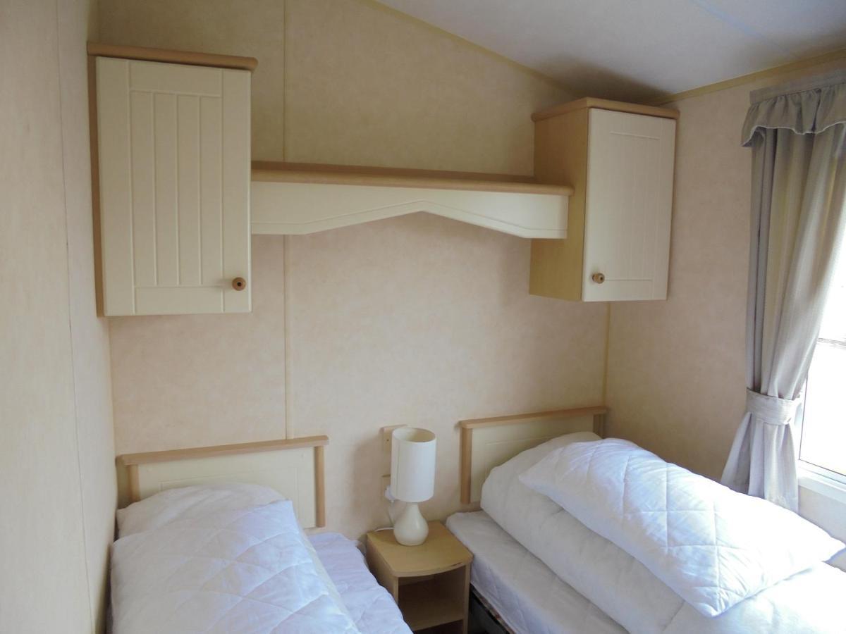 Apartment Coral : The Richmond:- 6 Berth, Blow Heated *