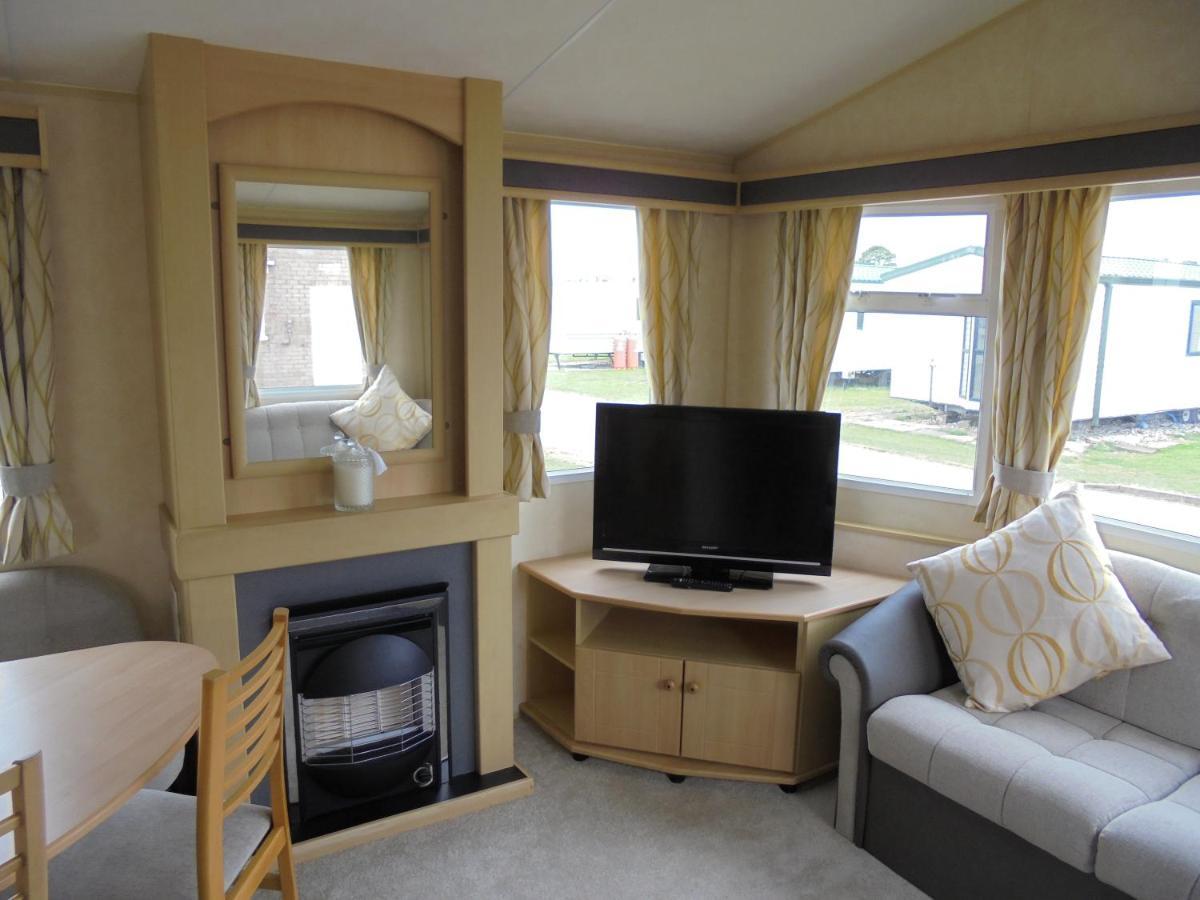 Apartment Coral : The Richmond:- 6 Berth, Blow Heated *